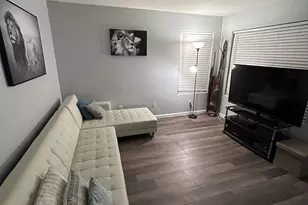 10826 W Wilshire Dr, Avondale, AZ 85392 - Photo 4