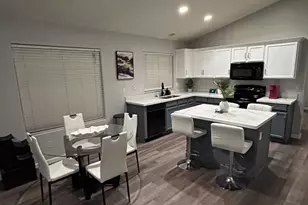 10826 W Wilshire Dr, Avondale, AZ 85392 - Photo 6