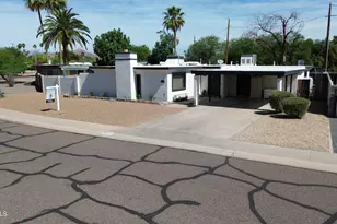 3632 E Sunnyside Dr, Phoenix, AZ 85028 - Photo 2