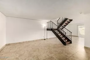 3109 W Harmont Dr, Phoenix, AZ 85051 - Photo 8