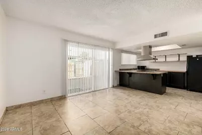 3109 W Harmont Drive, Phoenix, AZ 85051 - Photo 4