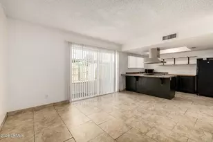 3109 W Harmont Dr, Phoenix, AZ 85051 - Photo 4