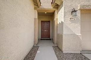 6952 W Golden Ln, Peoria, AZ 85345 - Photo 8