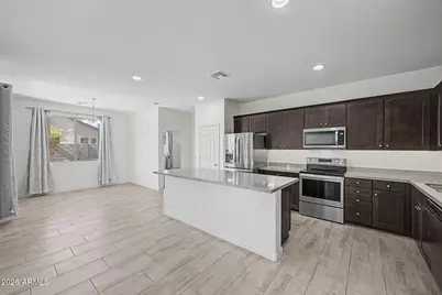 6952 W Golden Lane, Peoria, AZ 85345 - Photo 6