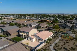 6952 W Golden Ln, Peoria, AZ 85345 - Photo 50