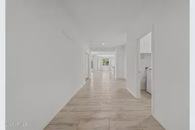 6952 W Golden Lane, Peoria, AZ 85345 - Photo 6