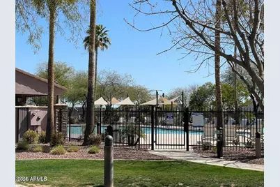 17460 W Andrea Drive, Surprise, AZ 85387 - Photo 32