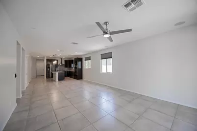6412 S 24th Place, Phoenix, AZ 85042 - Photo 6