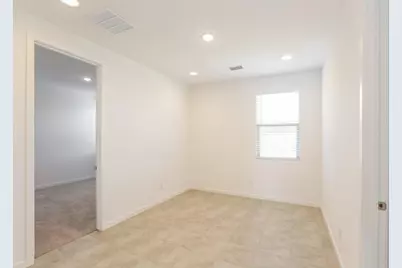 17484 W Sunnyslope Lane, Waddell, AZ 85355 - Photo 14