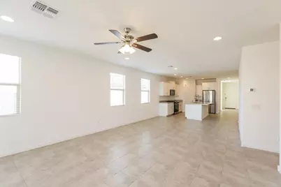 17484 W Sunnyslope Lane, Waddell, AZ 85355 - Photo 4