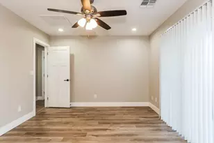 2321 W Mobile Ln, Phoenix, AZ 85041 - Photo 8
