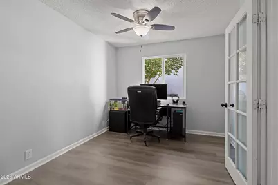 15813 N 38th Drive, Phoenix, AZ 85053 - Photo 20