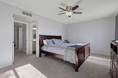 15813 N 38th Drive, Phoenix, AZ 85053 - Photo 14