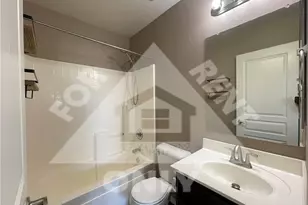 2424 W St Kateri Dr, Phoenix, AZ 85041 - Photo 10