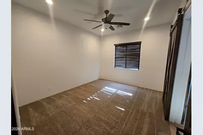 1110 W Creek Canyon Road, Phoenix, AZ 85086 - Photo 18
