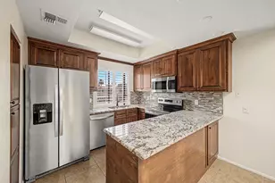 11666 N 28th Dr, Phoenix, AZ 85029 - Photo 8