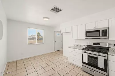 2212 W Madison Street, Phoenix, AZ 85009 - Photo 10