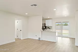 2611 N 23rd Ave, Phoenix, AZ 85009 - Photo 8