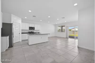 2432 W Shanley Avenue, Apache Junction, AZ 85120 - Photo 18