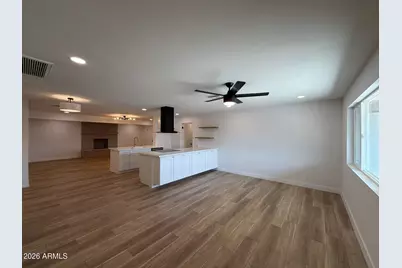 10836 N 114th Avenue, Youngtown, AZ 85363 - Photo 12