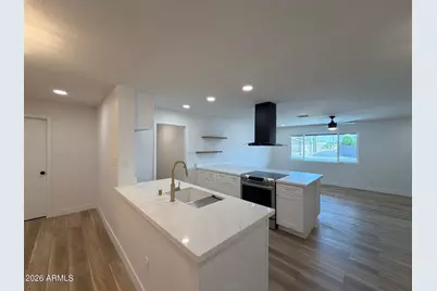 10836 N 114th Avenue, Youngtown, AZ 85363 - Photo 14