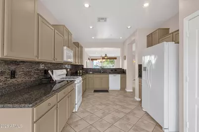 15039 E Desert Willow Drive, Fountain Hills, AZ 85268 - Photo 8