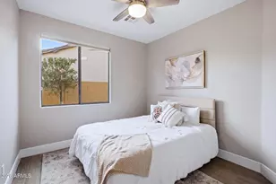 25627 N Hackberry Dr, Phoenix, AZ 85083 - Photo 24