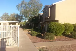 5813 N 59th Dr, Glendale, AZ 85301 - Photo 2