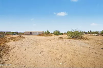20610 W Evening Star Court, Wittmann, AZ 85361 - Photo 22