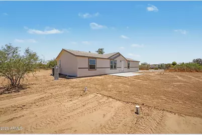 20610 W Evening Star Court, Wittmann, AZ 85361 - Photo 4