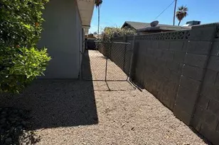 1416 E Del Rio Dr, Tempe, AZ 85282 - Photo 22