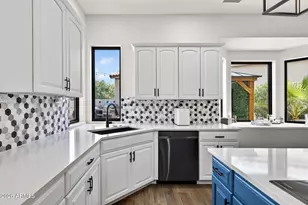 8995 E Captain Dreyfus Ave, Scottsdale, AZ 85260 - Photo 14