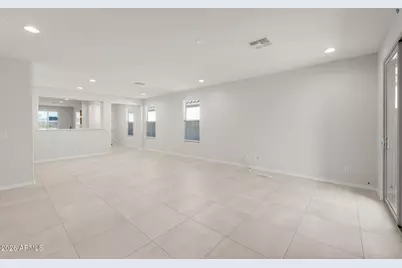 16213 W Straight Arrow Lane, Surprise, AZ 85387 - Photo 12