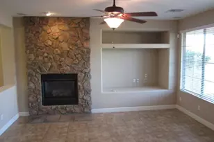 300 W Wisteria Pl, Chandler, AZ 85248 - Photo 8