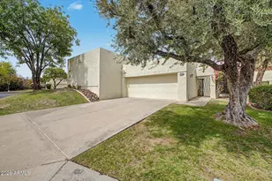5829 N 24th Pl, Phoenix, AZ 85016 - Photo 2