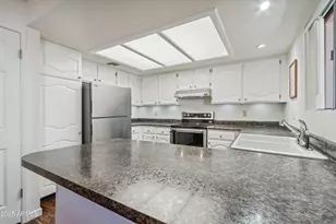 12222 N Paradise Vlg Pkwy S, Phoenix, AZ 85032 - Photo 12