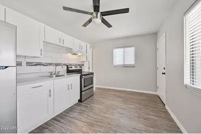 1744 W Glendale Avenue #Apt 3, Phoenix, AZ 85021 - Photo 2