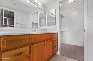 2615 N Hayden Rd, Scottsdale, AZ 85257 - Photo 16