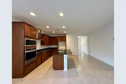 4421 W Palace Station Road, Phoenix, AZ 85087 - Photo 2