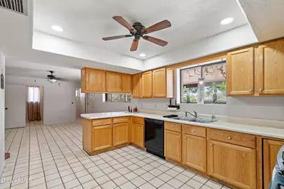 11826 N 82nd Drive, Peoria, AZ 85345 - Photo 6