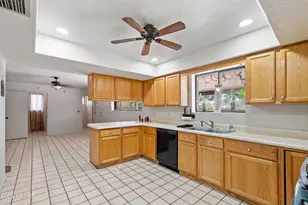 11826 N 82nd Dr, Peoria, AZ 85345 - Photo 6