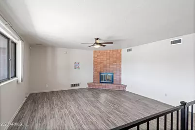 11826 N 82nd Drive, Peoria, AZ 85345 - Photo 2