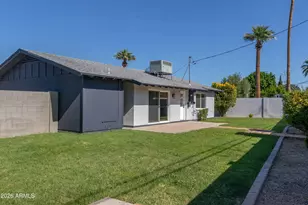 8643 E Rancho Vista Dr, Scottsdale, AZ 85251 - Photo 4