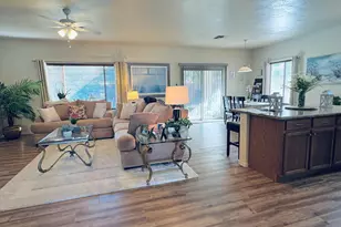 1277 E Birdland Dr, Gilbert, AZ 85297 - Photo 6