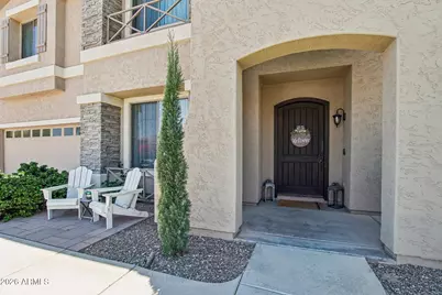 359 E Frances Lane, Gilbert, AZ 85295 - Photo 4