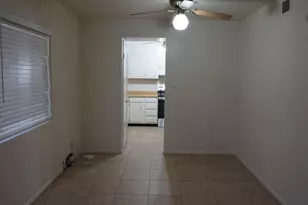 10851 N 65th Ave, Glendale, AZ 85304 - Photo 6
