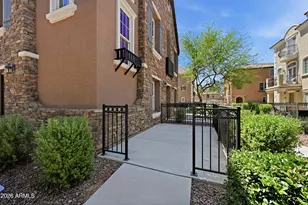 2774 S Balsam Dr, Gilbert, AZ 85295 - Photo 4
