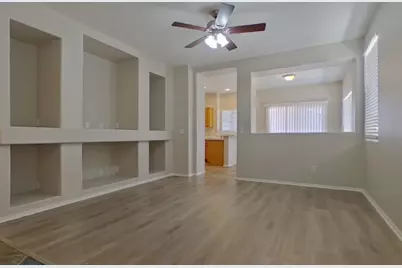12513 W Washington Street, Avondale, AZ 85323 - Photo 2