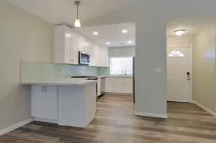 857 E Saragosa St, Chandler, AZ 85225 - Photo 4