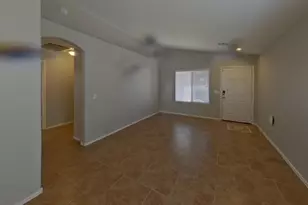 2030 N 108th Dr, Avondale, AZ 85392 - Photo 2